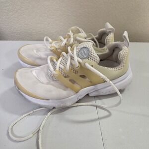 Nike Presto Youth Size 1 White Yellow Athletic Sneakers‎ Shoes